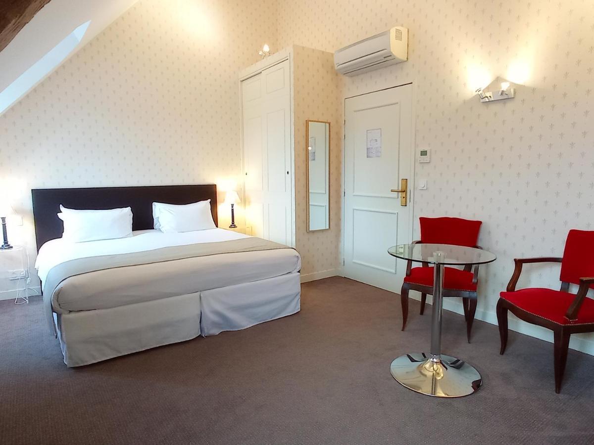 Hotel Grand Monarque Azay-le-Rideau Exterior photo