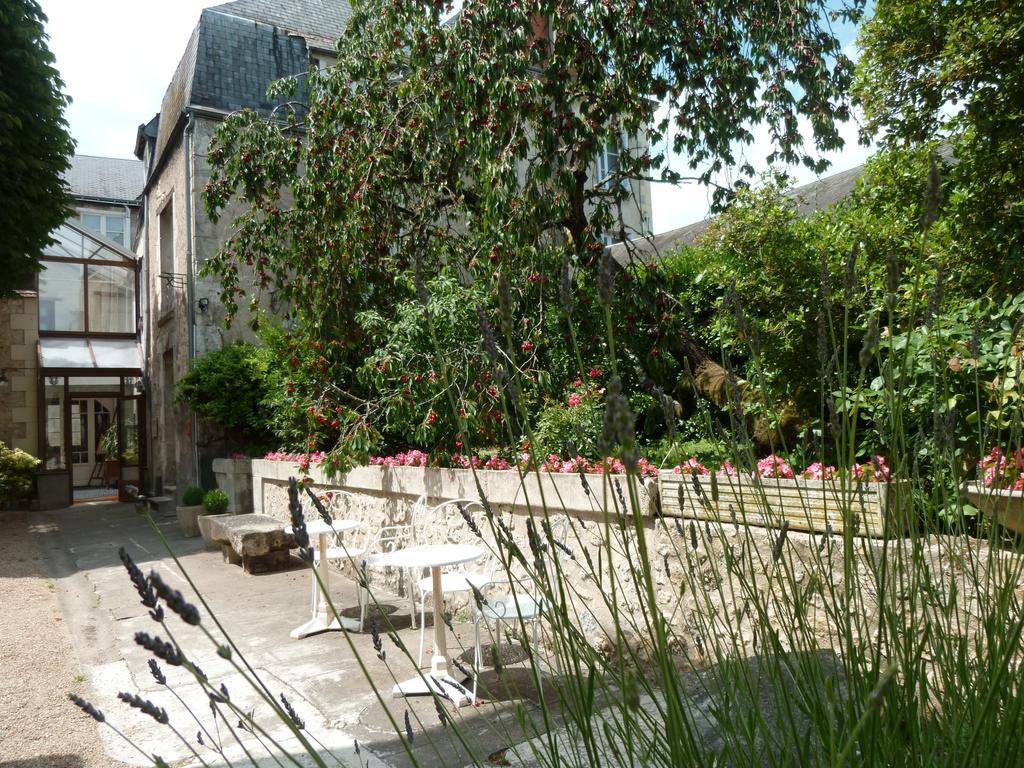 Hotel Grand Monarque Azay-le-Rideau Exterior photo