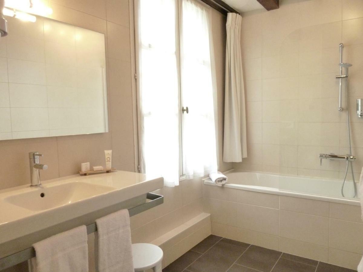 Hotel Grand Monarque Azay-le-Rideau Exterior photo
